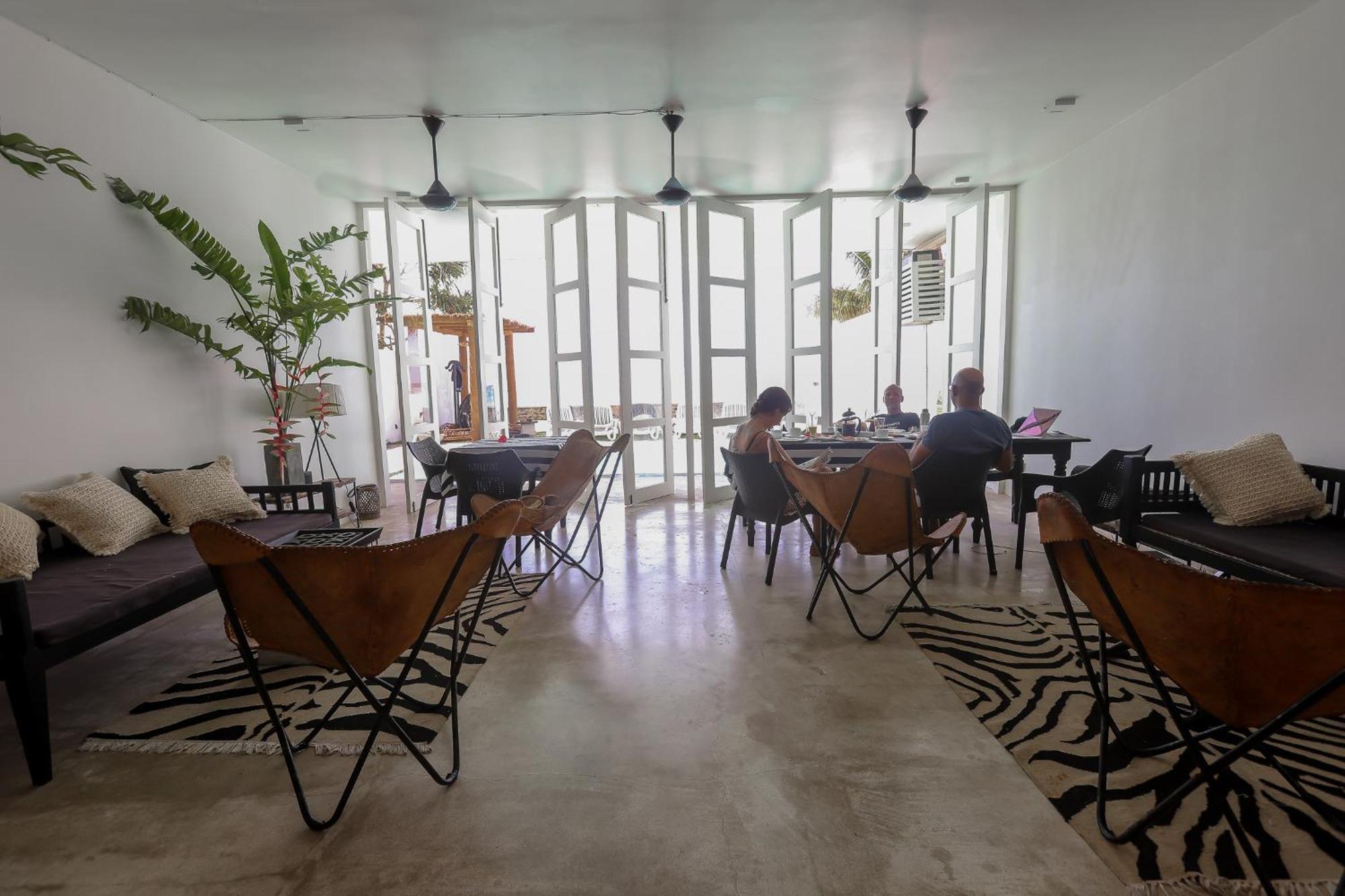 Bieshu Beach Hive Habaraduwa Central エクステリア 写真