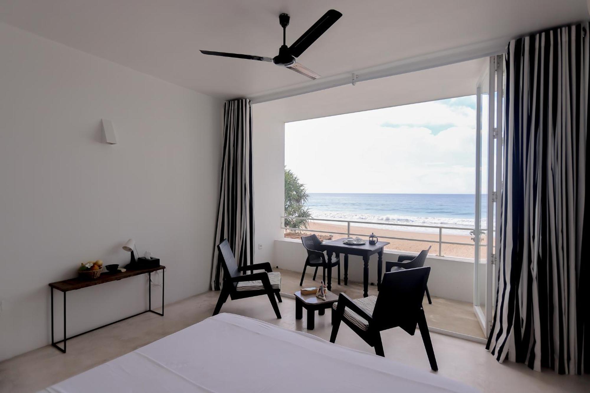 Bieshu Beach Hive Habaraduwa Central エクステリア 写真